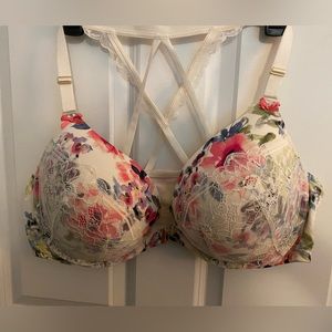 Cacique / Lane Bryant front closure bra 46D